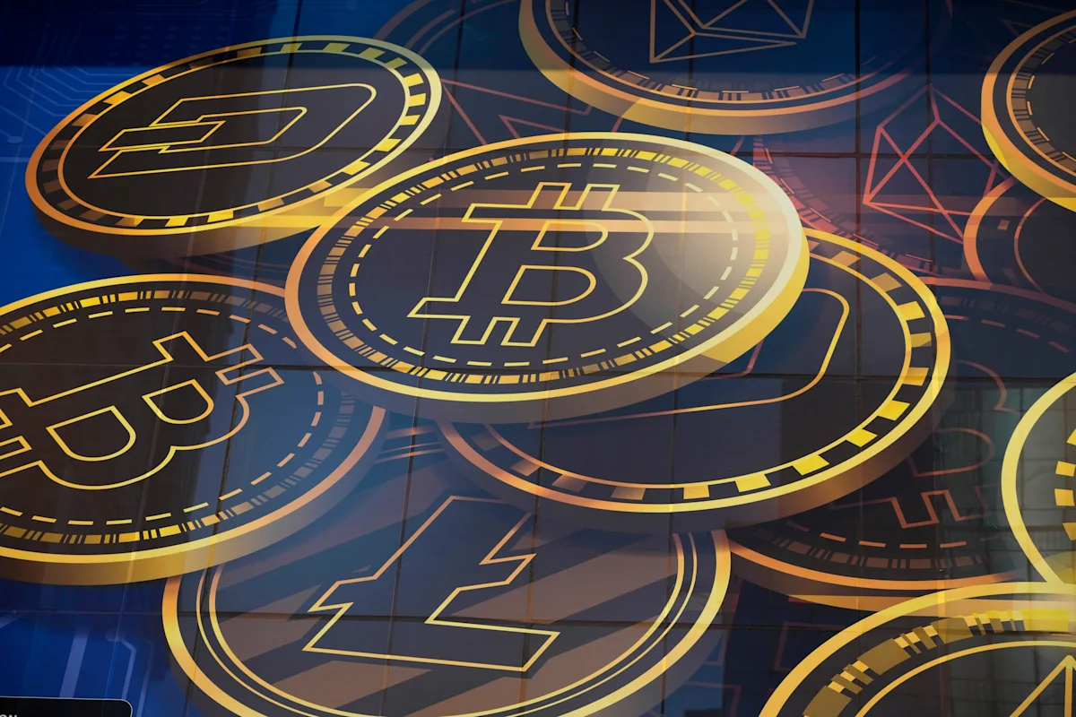 Bitcoin ‘vulnerable to further weakness’ as token tumbles amid tech rout